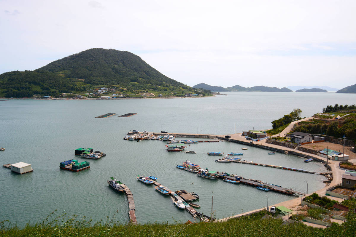 백야도 선착장, 방파제