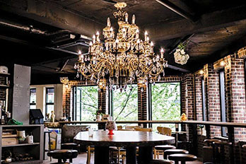 카페 내부 전경