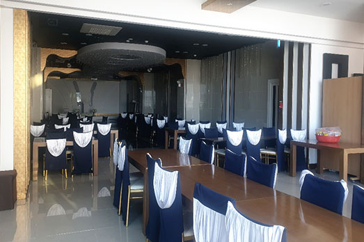 식당 내부 전경