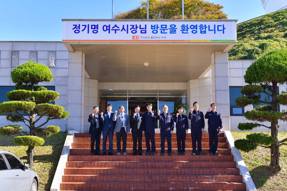 20241118 11월 시장이 간다 여수 통통-2.jpg