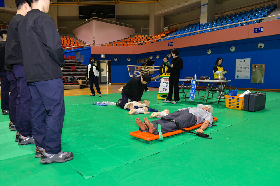 20241119 제20회 여수시장기 재난대응 응급처치 경연 및 안전결의 대회-13.jpg