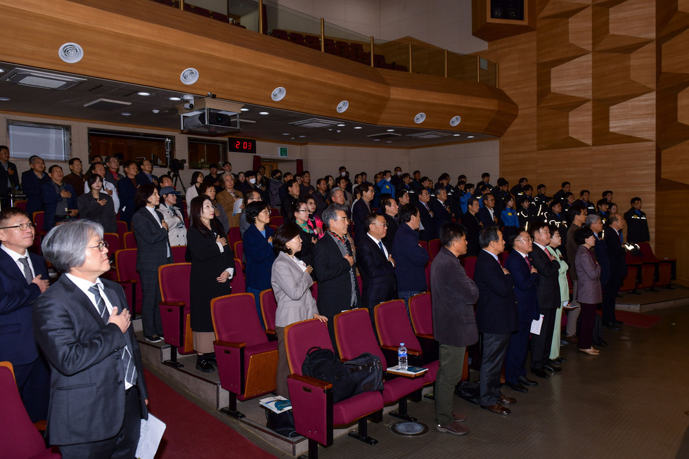 20241121 전라좌수영 겸 최초삼도수군통제영 여수 국가유산 사적 지정 학술대회-3.jpg