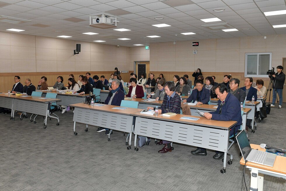 20241205 여수여해재단 주최 이순신학교 시장님 특강-2.jpg