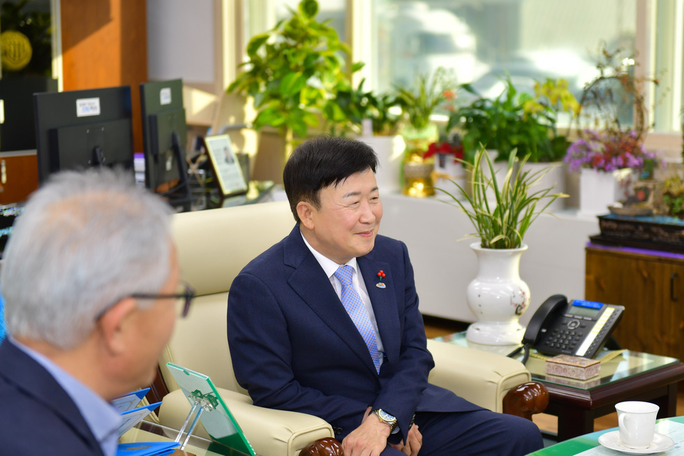 20241211 여수산단 지역민 우선채용 업무 협약식-6.jpg