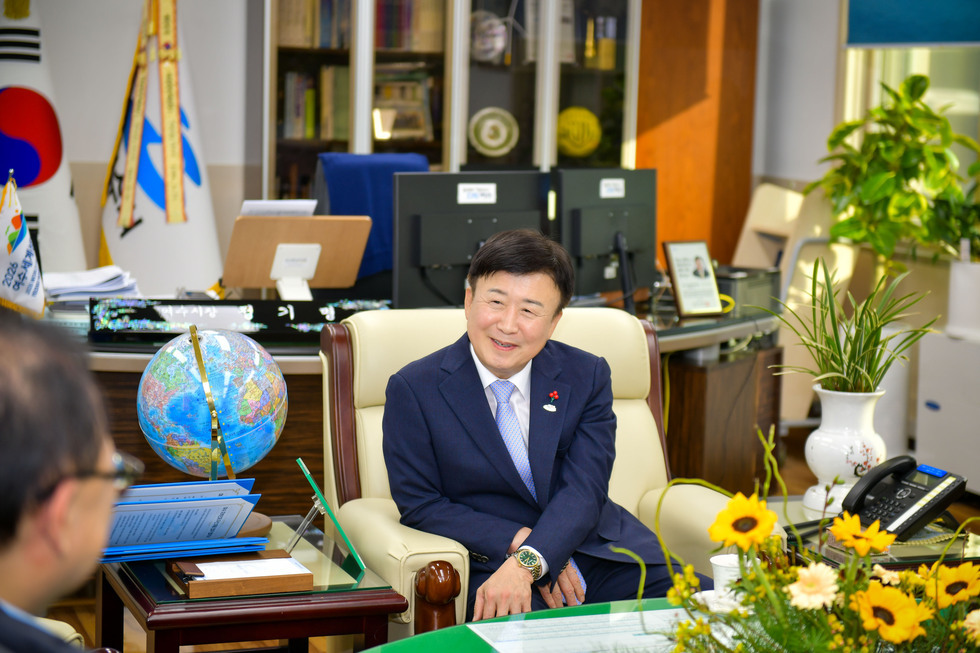 20241211 여수산단 지역민 우선채용 업무 협약식-7.jpg