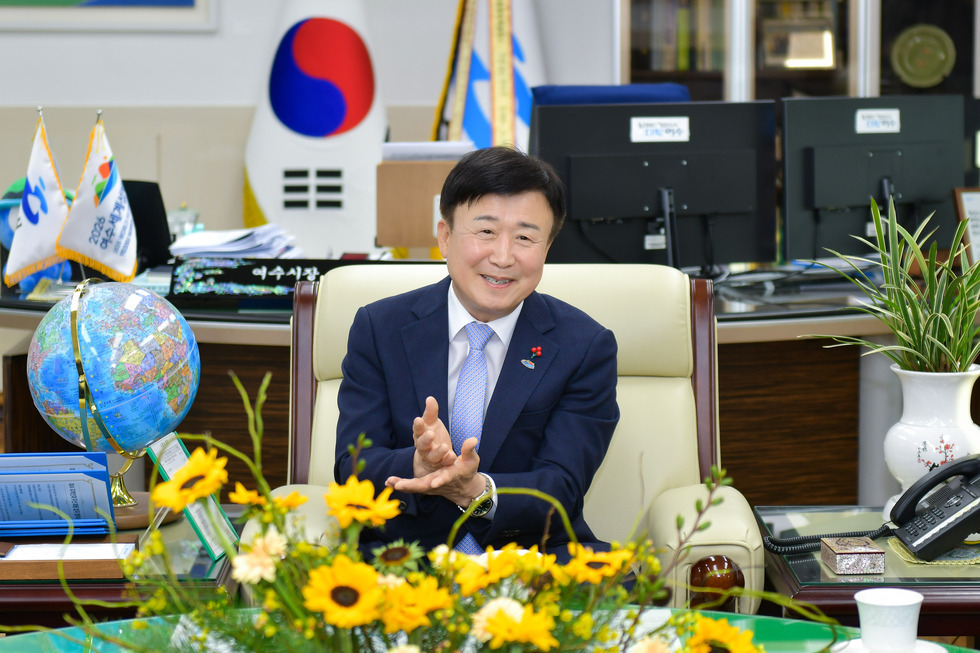 20241211 여수산단 지역민 우선채용 업무 협약식-8.jpg