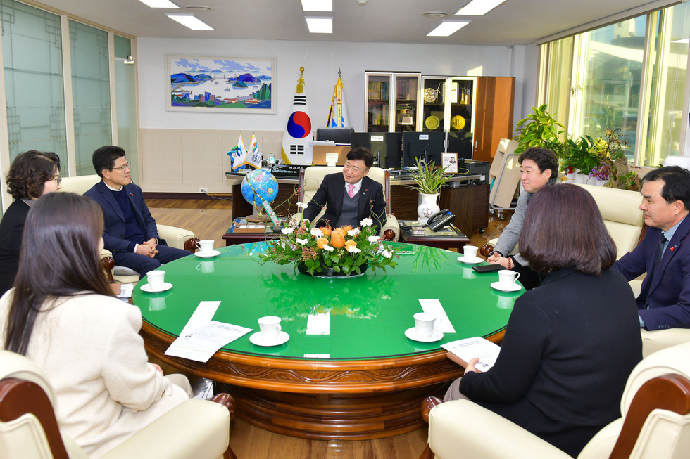 20241218 서.남해수어류양식수산업협동조합 성금 기탁식-4.jpg