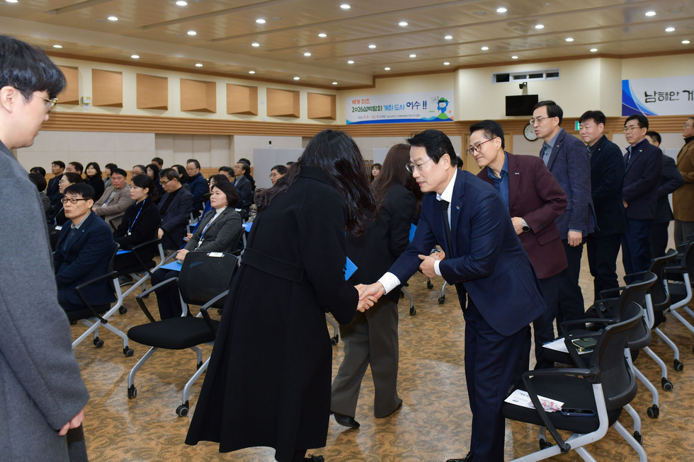 20241230 연말 우수부서 공무원 표창 수여식-16.jpg