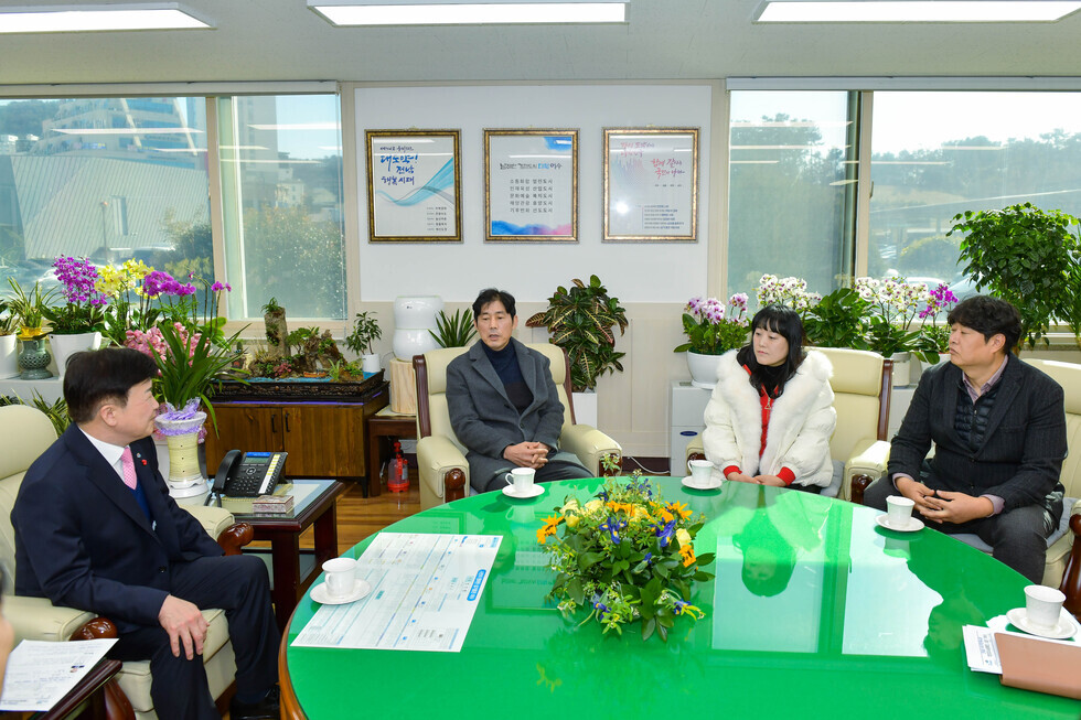 20250109 전남 여수지역건축사회 성금 기탁식-4.jpg