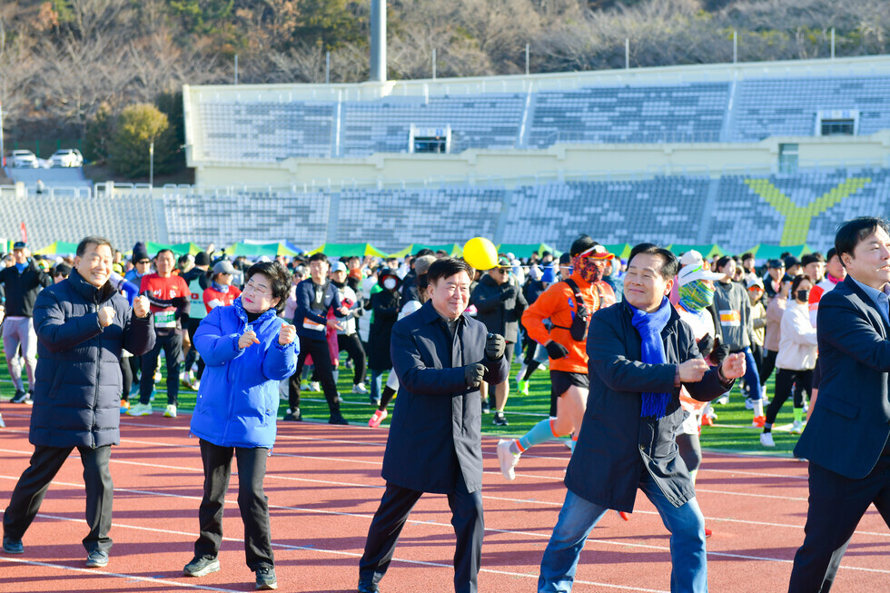 20250112 제19회 여수해양마라톤대회-12.jpg