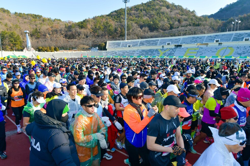 20250112 제19회 여수해양마라톤대회-19.jpg