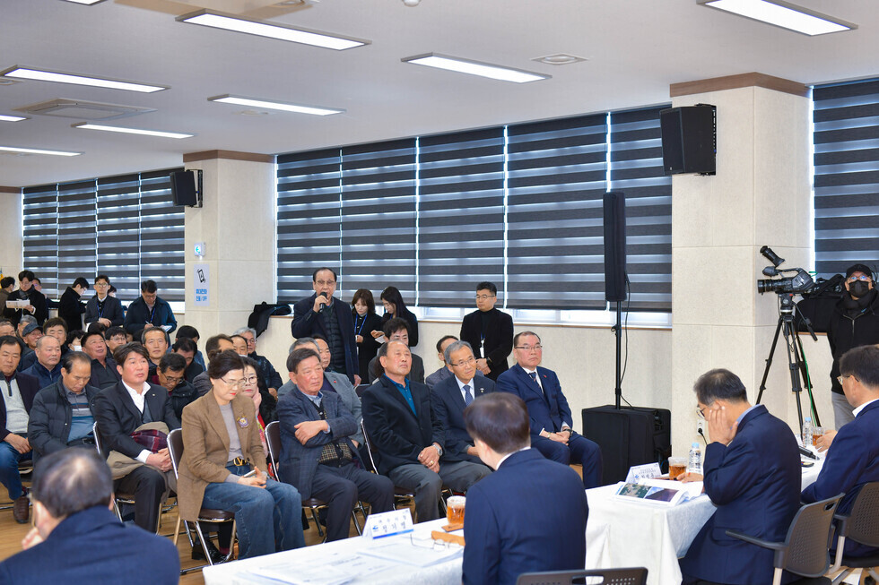 20250224 시민과의 열린 대화(화양면)-12.jpg