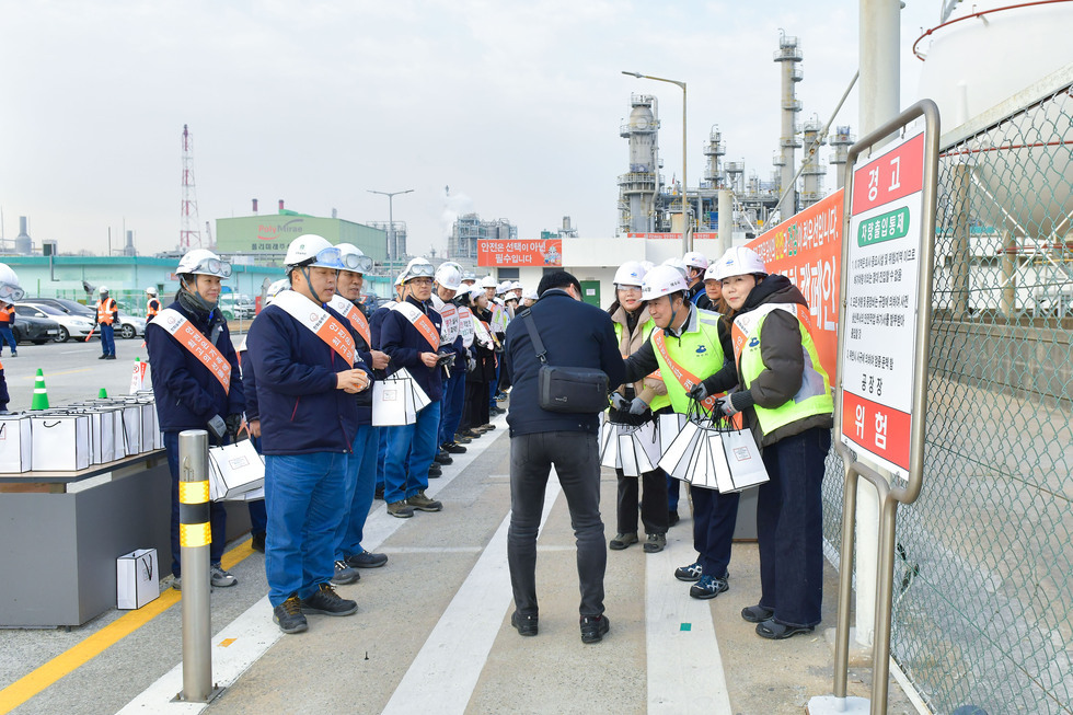 20250227 안전문화캠페인(한화솔루션)-4.jpg