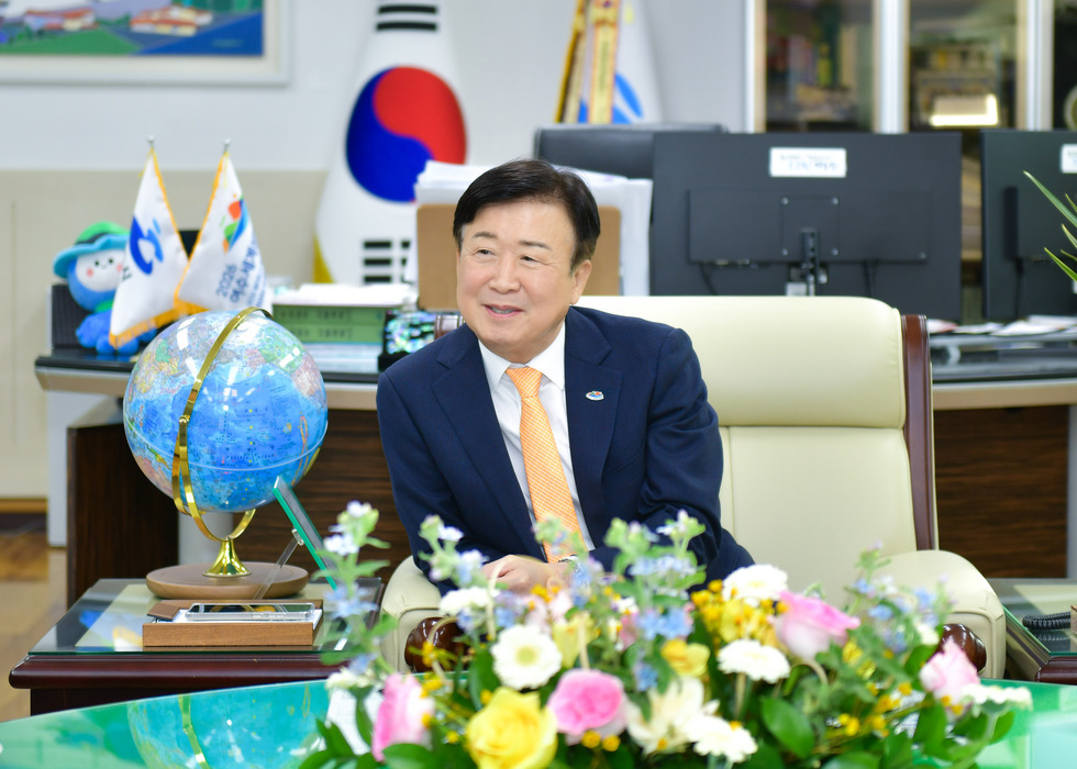 20250227 전국동계체전 알파인 스키 4관왕 달성 강다현 선수 축하 격려-16.jpg