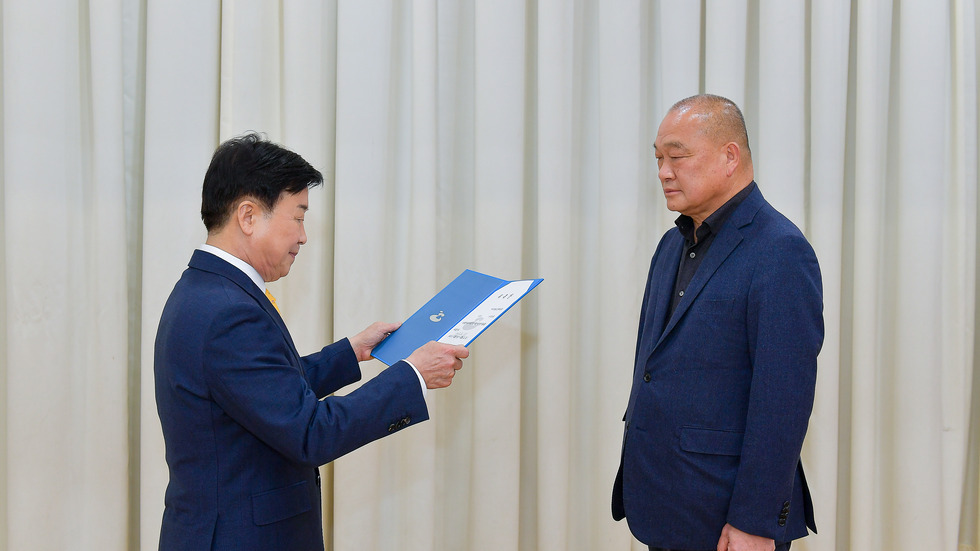 20250311 2025년 외식산업 육성 시민평가단 위촉장 수여식-6.jpg