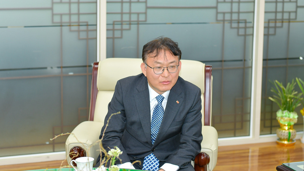 20250319 제4회 의용소방대의 날 기념행사20250319 (주)한국동서발전 농어촌 취약계층 LED전등교체 및 전기매트 후원식-4.jpg