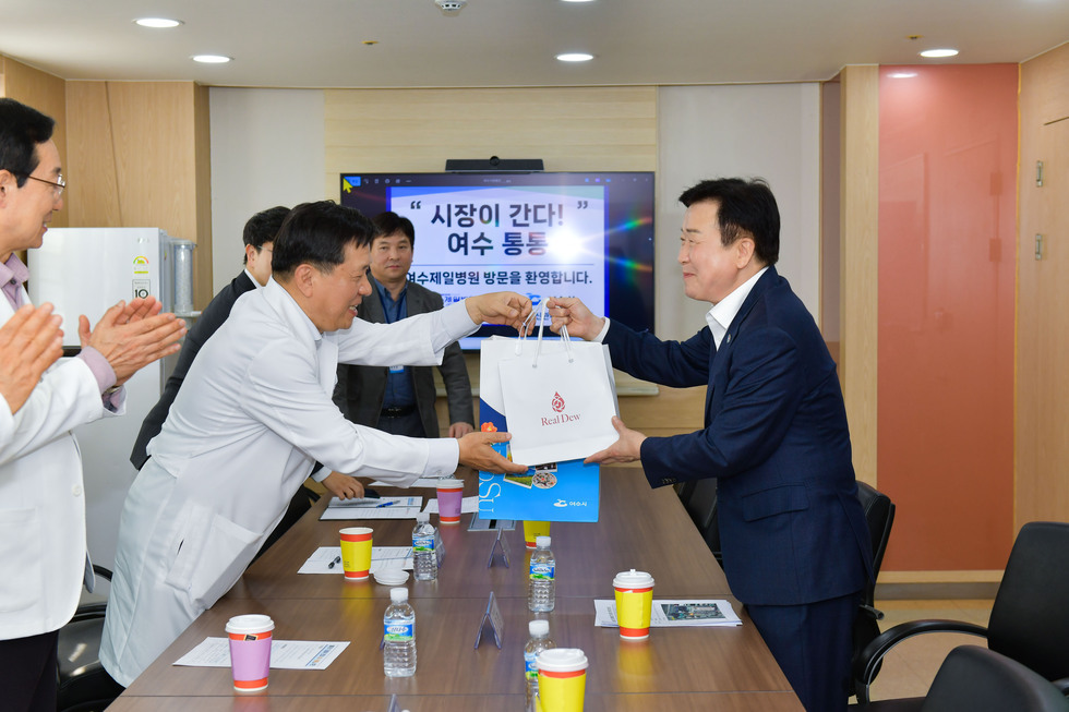 20250320 3월 중 시장이 간다 여수 통통-7.jpg