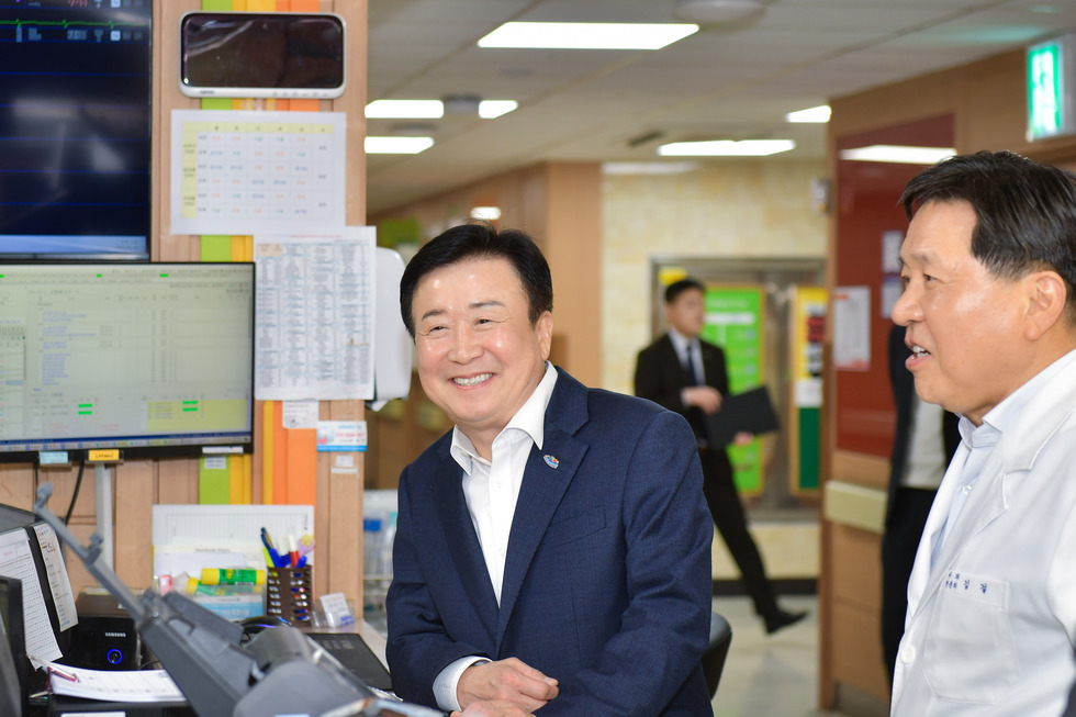 20250320 3월 중 시장이 간다 여수 통통-13.jpg