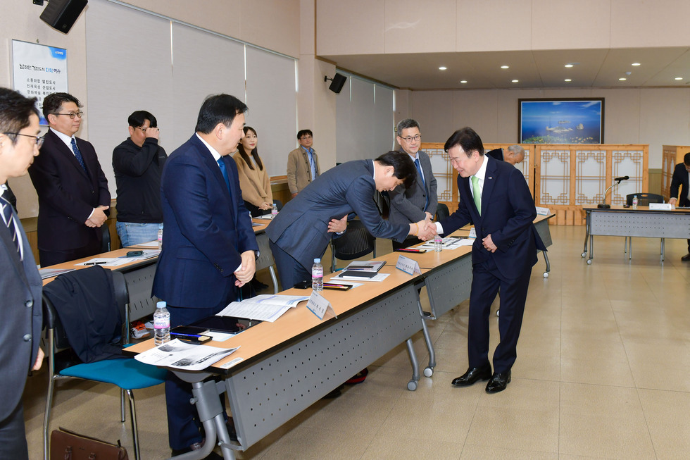 20250324 여수시 지능형 통합주차관리시스템 구축 사업 최종보고회-1.jpg
