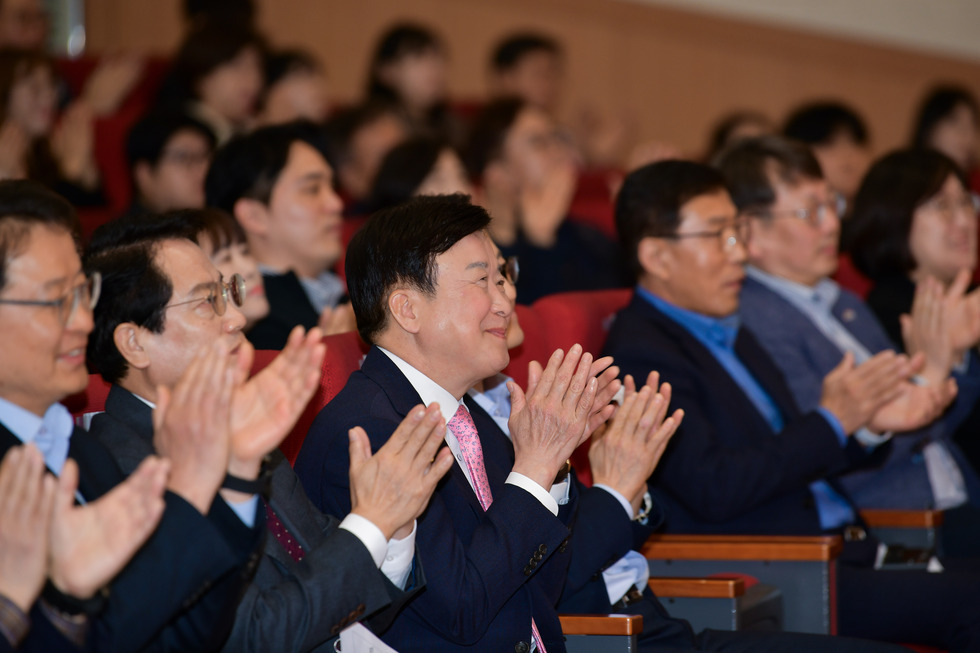 20250402 4월 직원 정례회-6.jpg