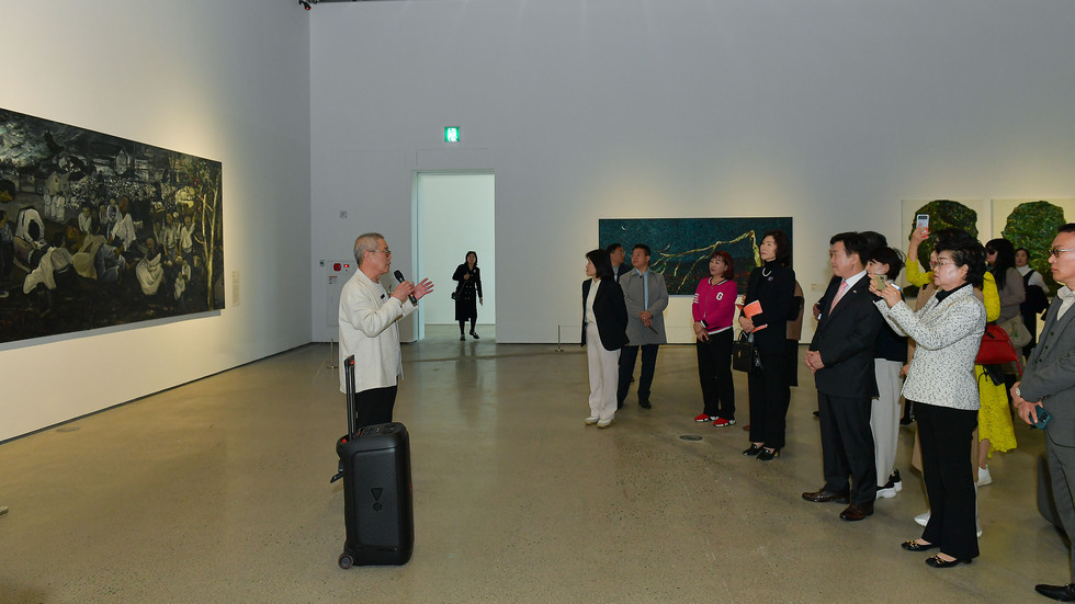 20250403 강종열 초대전 및 청년작가 전 개막식-18.jpg