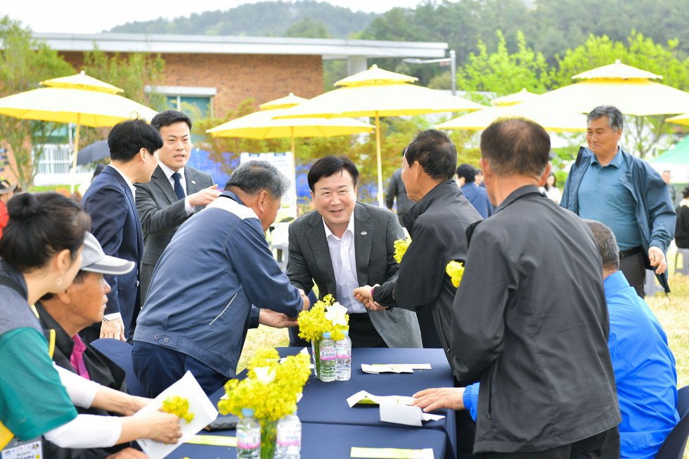 20250419 갓섬피크닉-3.jpg