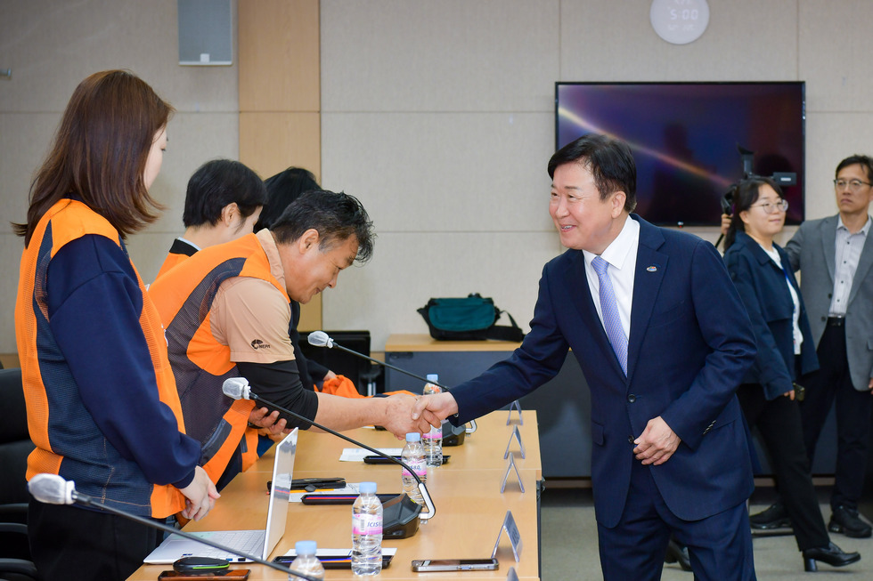 20250423 여수시-공공연대노동조합 여수지부 2025년 단체 임금 협상 예비교섭-1.jpg