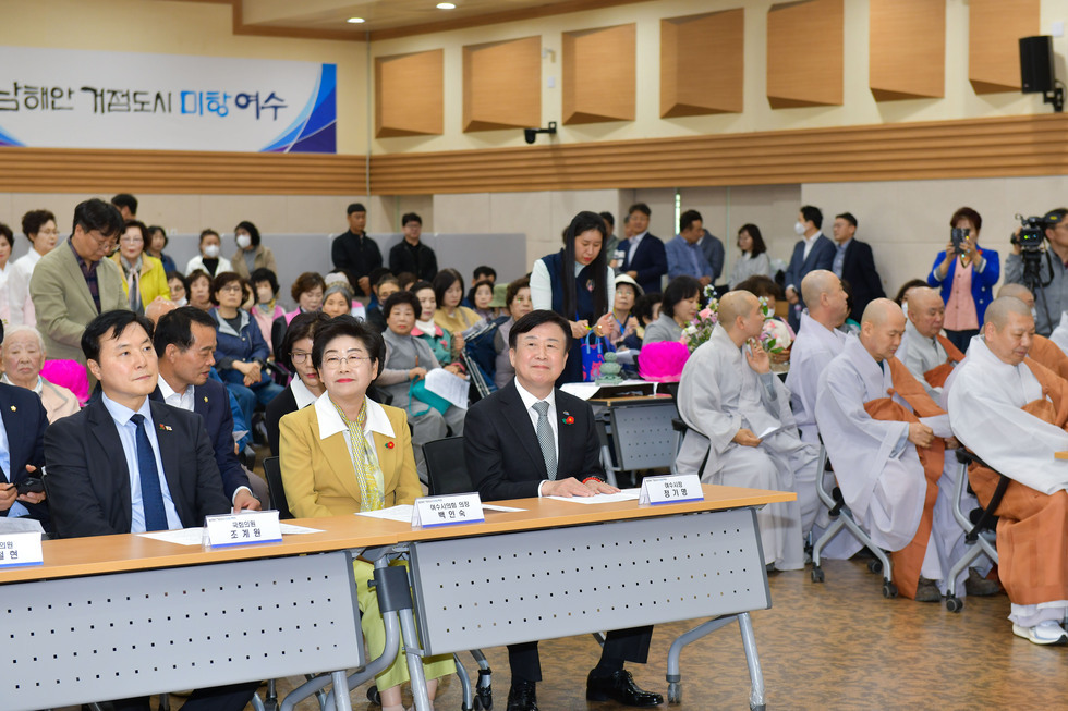 20250425 부처님 오신 날 연등 점등 행사-2.jpg