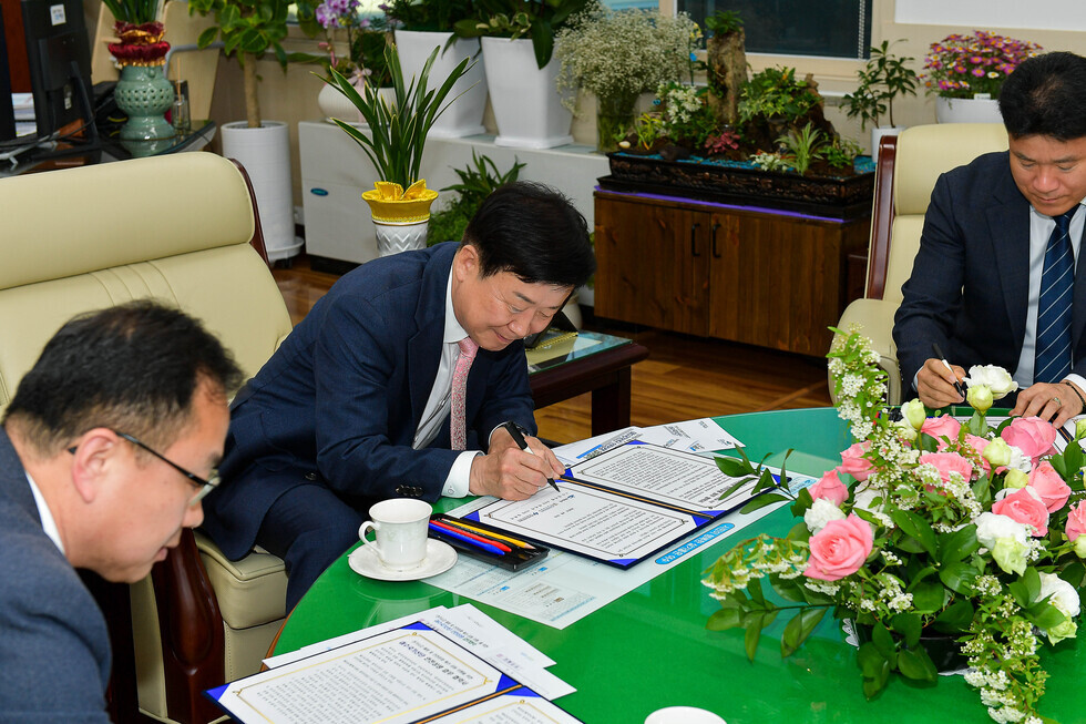 20250430 k-석유화학 안전상생 업무협약식-10.jpg