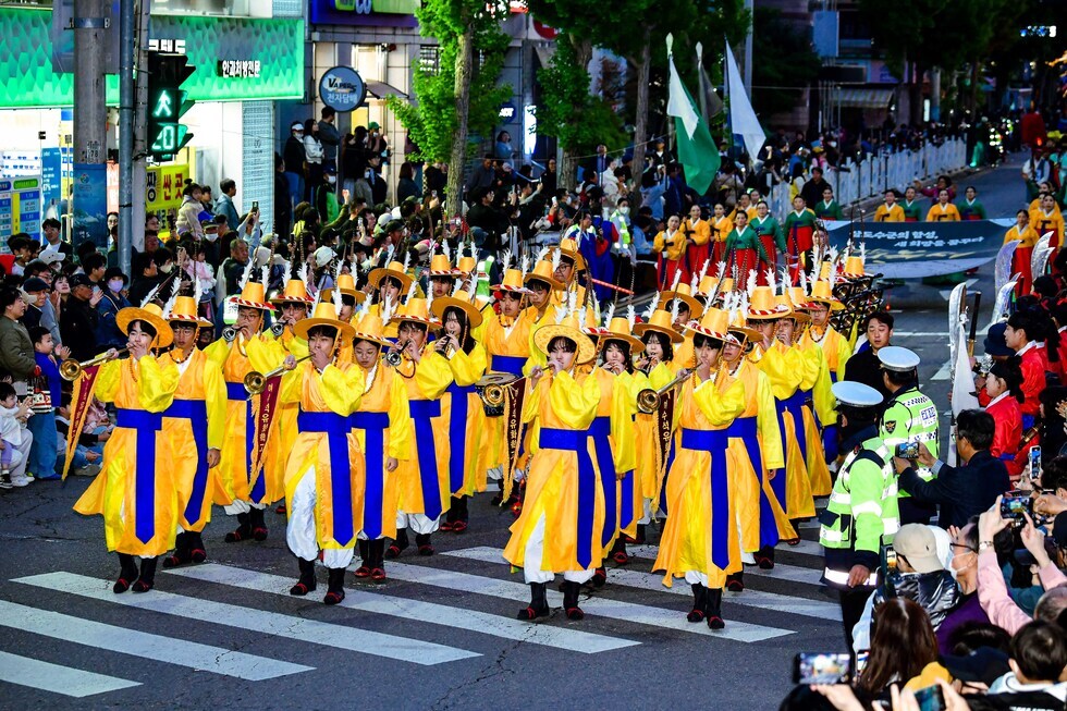 20250503 제59회 여수거북선축제(통제영길놀이)-5.jpg