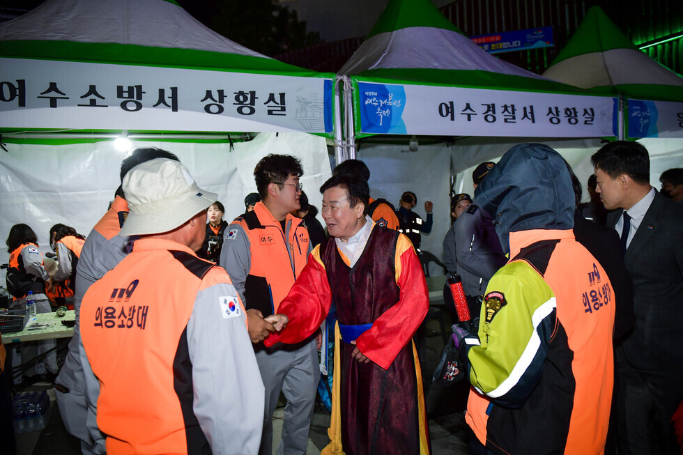 20250503 제59회 여수거북선축제(통제영길놀이)-17.jpg