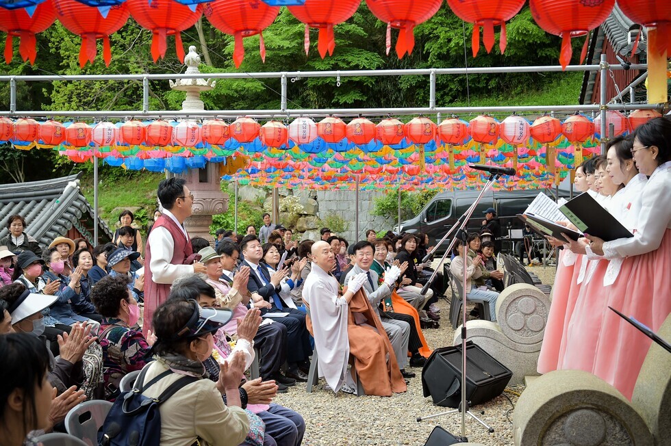 20250505 부처님 오신날 사찰 방문-9.jpg