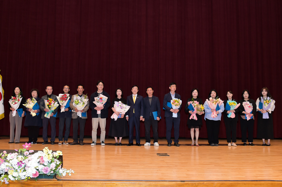 20250507 5월 직원 정례회-6.jpg