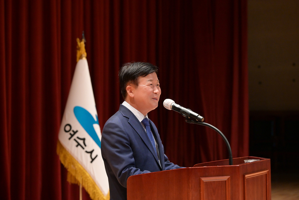 20250701 여수시 주만자치회 위원 위촉식-7.jpg