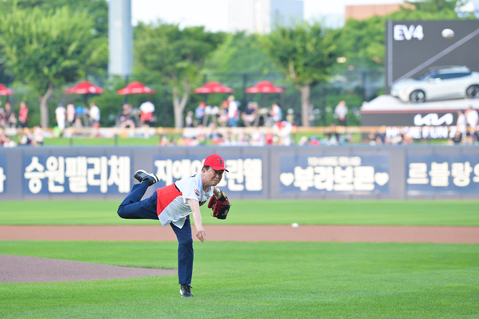 20250703 2025 KBO 프로야구 시구-11.jpg