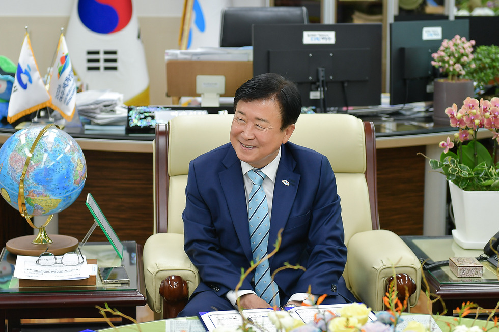 20250710 여수제일병원 의료돌봄 통합지원 시범사업 퇴원환자 재가복귀지원 서비스 업무협약식-1.jpg