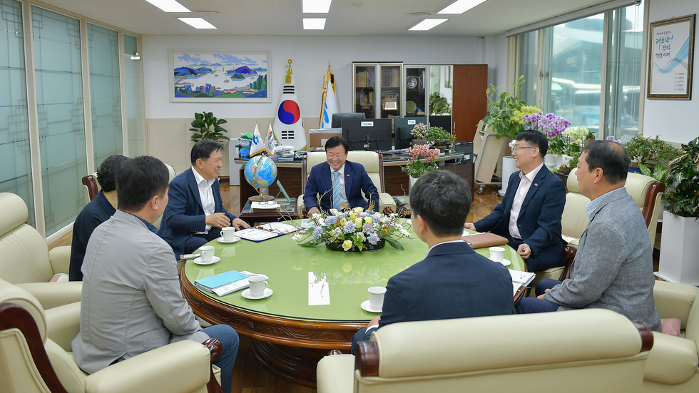20250710 여수제일병원 의료돌봄 통합지원 시범사업 퇴원환자 재가복귀지원 서비스 업무협약식-2.jpg