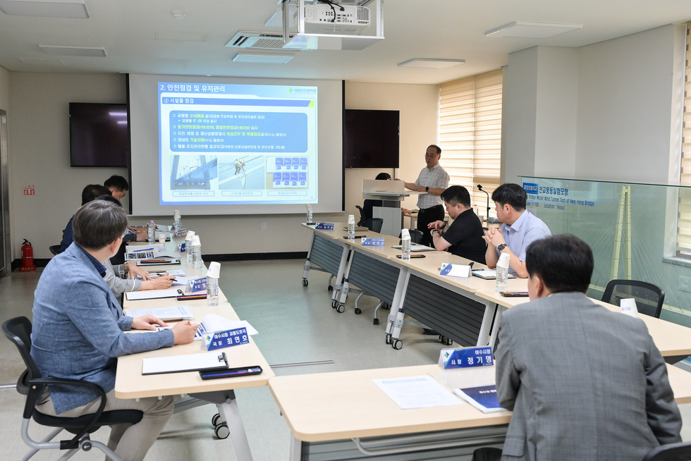 20250721 해상 특수교량 관리사무소 현장 방문-4.jpg