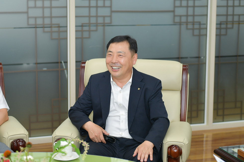 20250722 MG새마을금고 임직원 고향사랑기부금 상호 기탁식-2.jpg