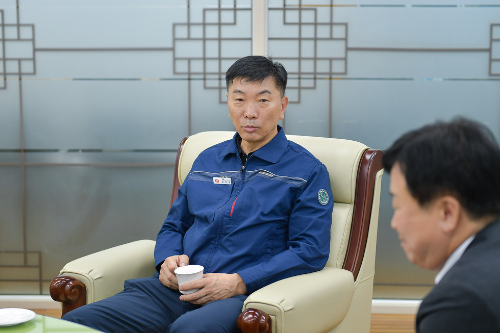 20250724 한전KPS(주) 아동·청소년  안경지원사업 후원 전달식-4.jpg