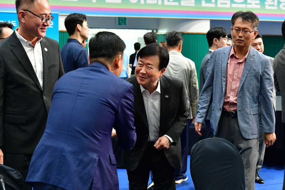 20250808 섬 지역 기초단체장 협의회 임시회의-1.jpg