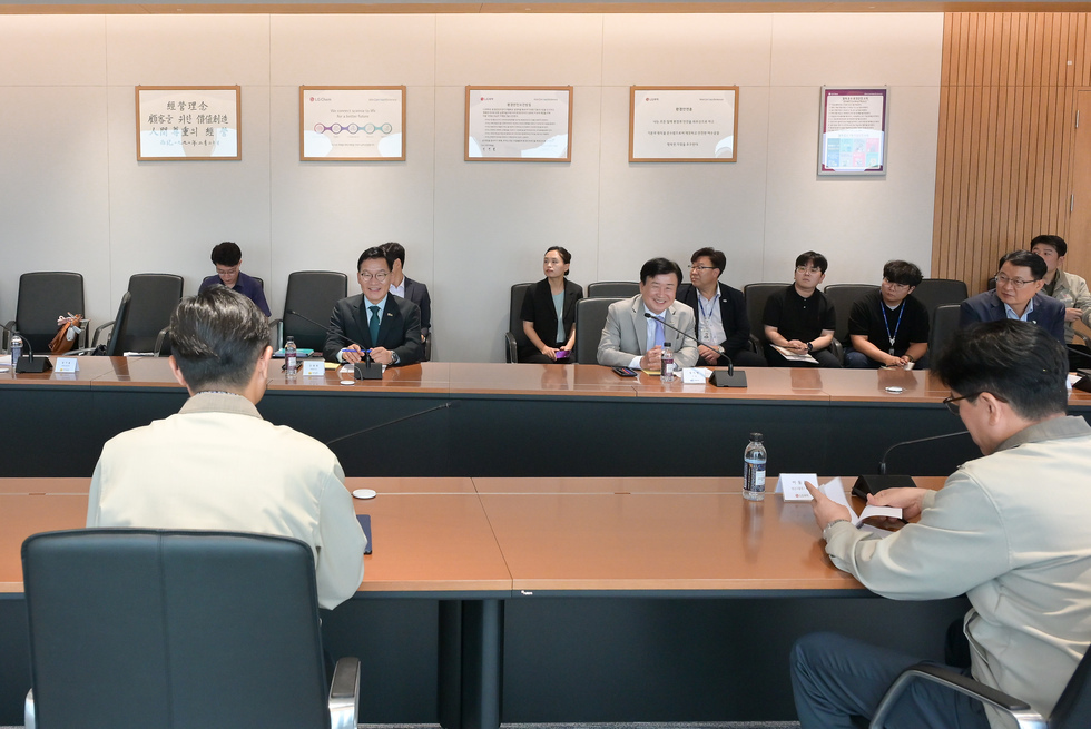 20250812 산업위기 선제대응지역 기업체 방문-18.jpg