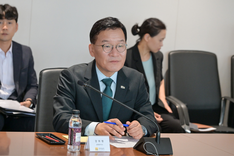 20250812 산업위기 선제대응지역 기업체 방문-20.jpg