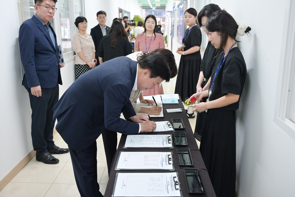 20250901 여수시 사회적경제마을 통합지원센터 이전 개소식-1.jpg