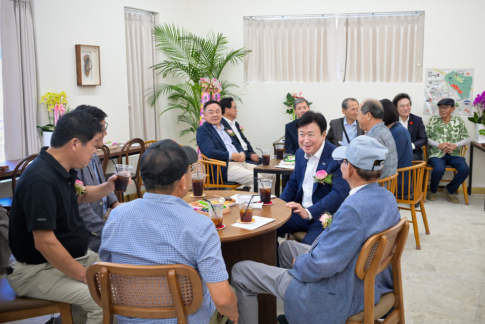 20250905 종화지구 새뜰마을사업 마을카페 개소식-5.jpg