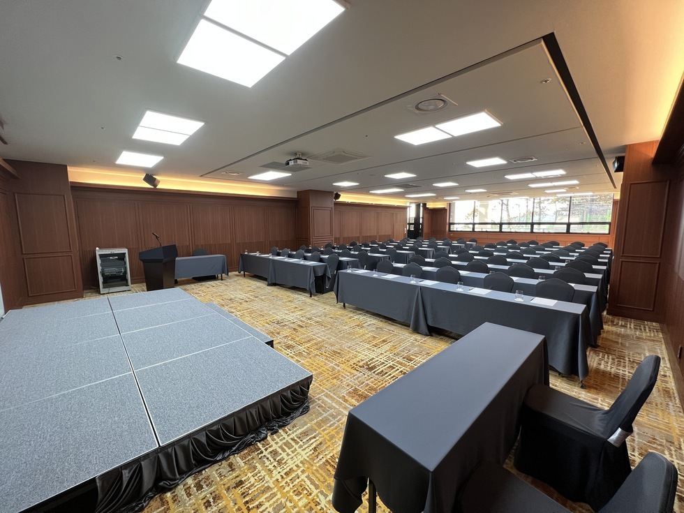 다이아몬드 회의시설 내부 전경