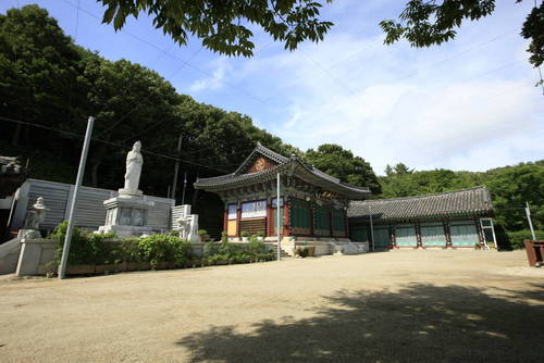 대웅전(석천사)의 1번째 이미지