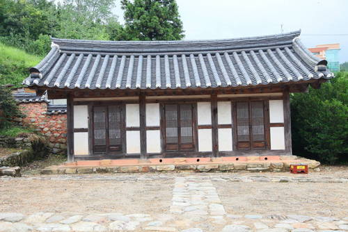 돌산향교 서재의 1번째 이미지