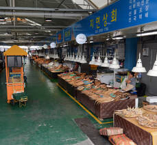 수산시장_건어물도매상가