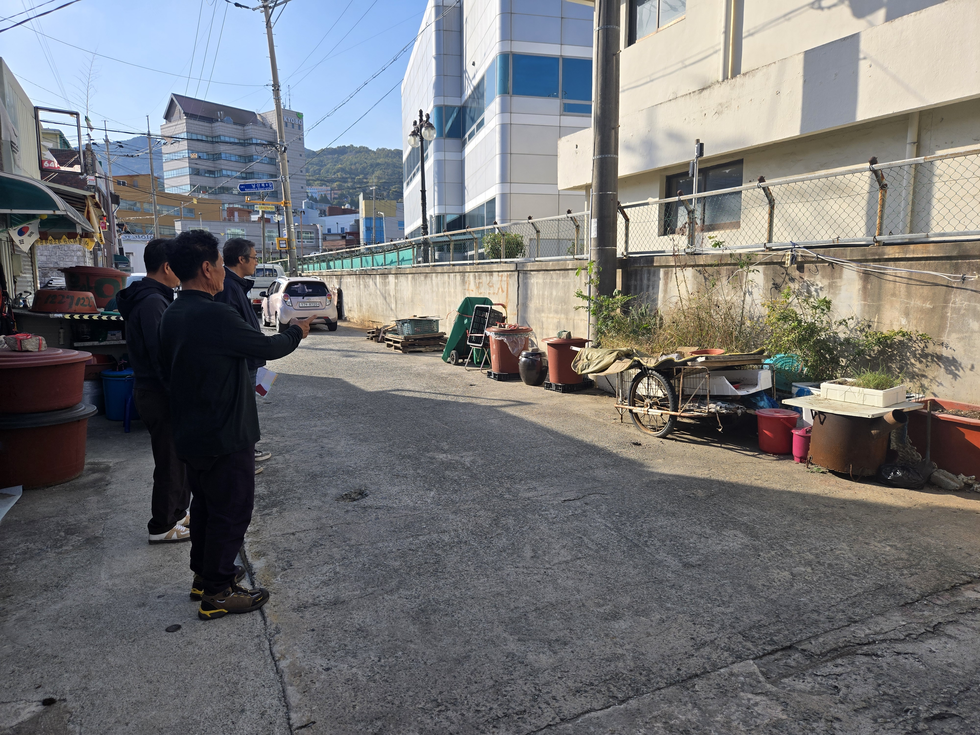 [251201] 남산지구 H/W 노후담장 벽화 완료